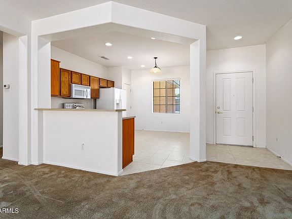 4th image of 16584 W Pueblo Ln