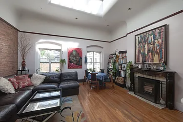 Rented by Nest Seekers International