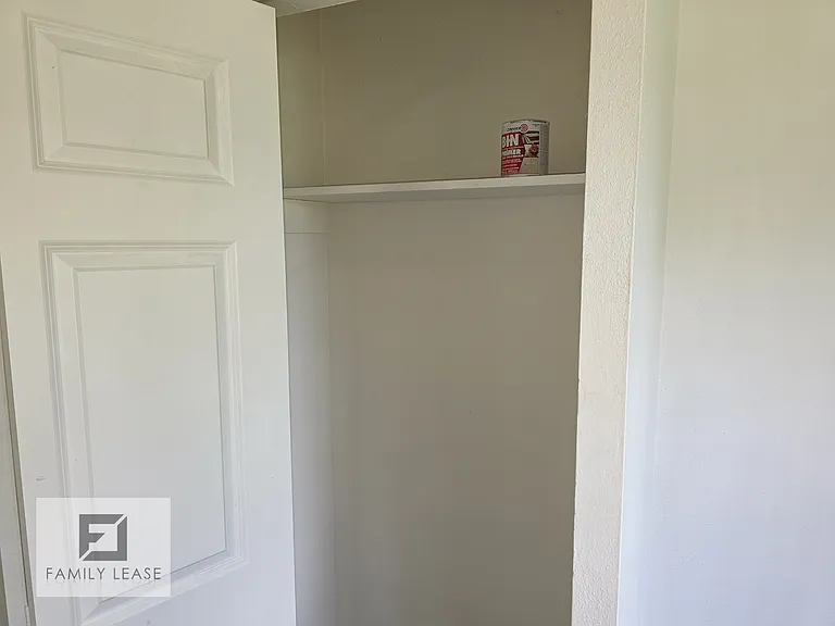 825 Saint Monica Dr — Photo 16