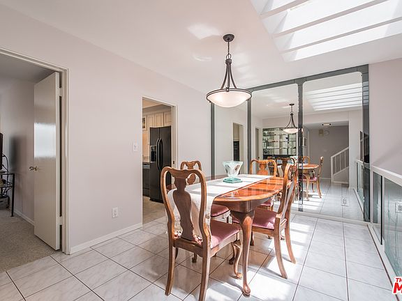 4th image of 4707 La Villa Marina Unit H
