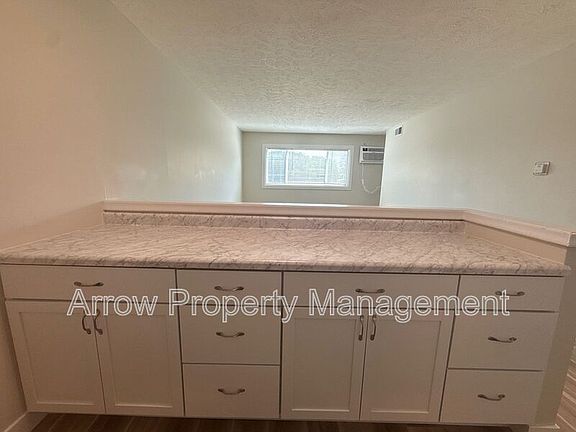 5th image of 5703 S 23rd St