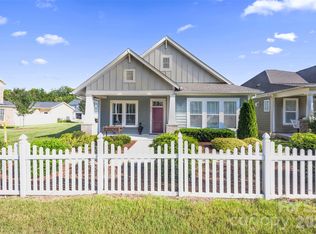 4245 Courtly Ln, Belmont, NC 28012