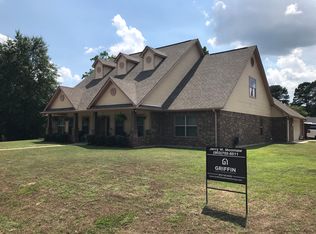 501 Molly Maye Dr, Marshall, TX 75672