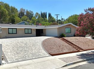 20703 Collins St, Woodland Hills, CA 91367
