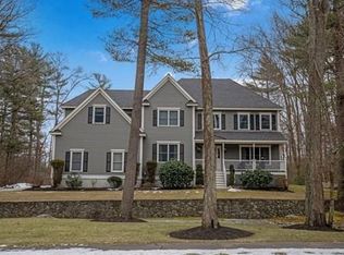 1 Belmont Ln, North Reading, MA 01864