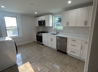 33 Perry St APT 3, Stoughton, MA 02072