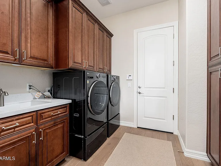 9705 E Mountain Peak Dr — Photo 29