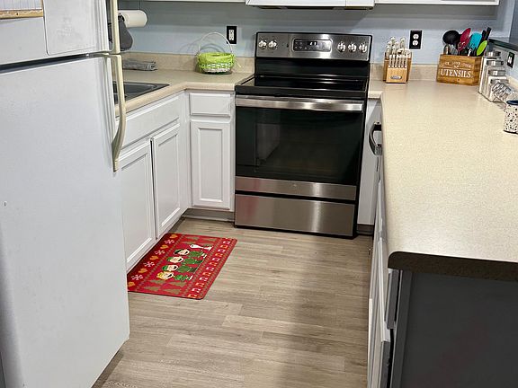 5th image of 4934 Teras Point Way