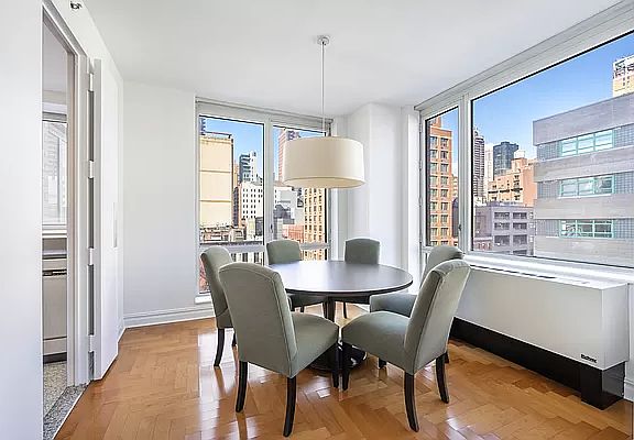 3rd image of 401 E 60th St APT 6D