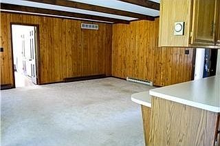 2nd image of 101 E Pembrey Dr