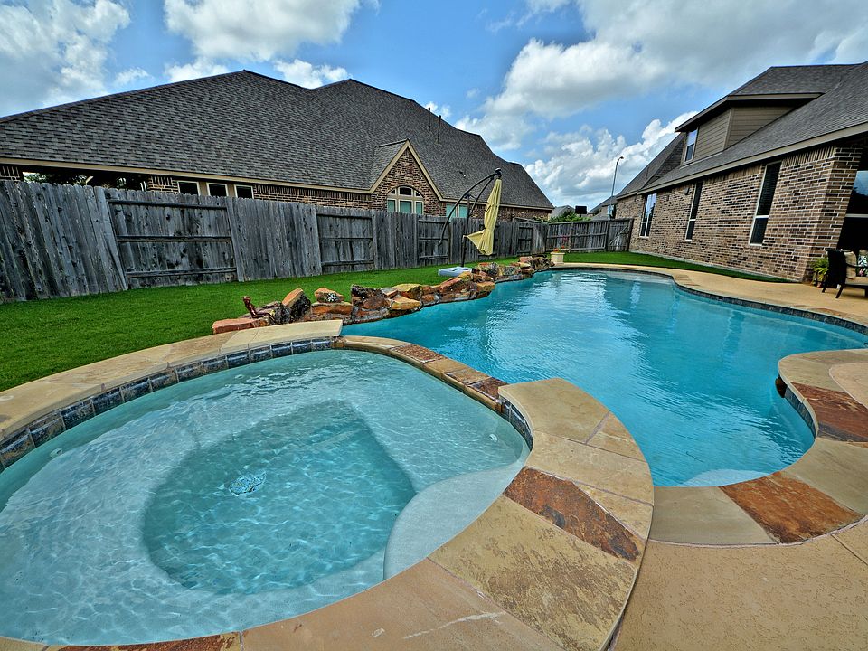Sparkling Pool / Spa