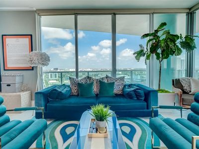 900 Biscayne Blvd APT 2512, Miami, FL, 33132