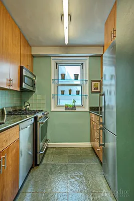 Sold by Anchor Associates | media 3