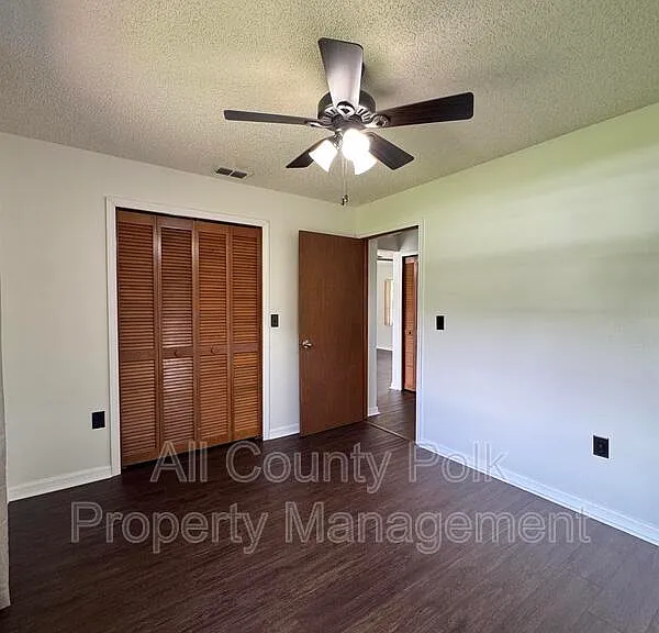 8601 Sunnydale Ln — Photo 26