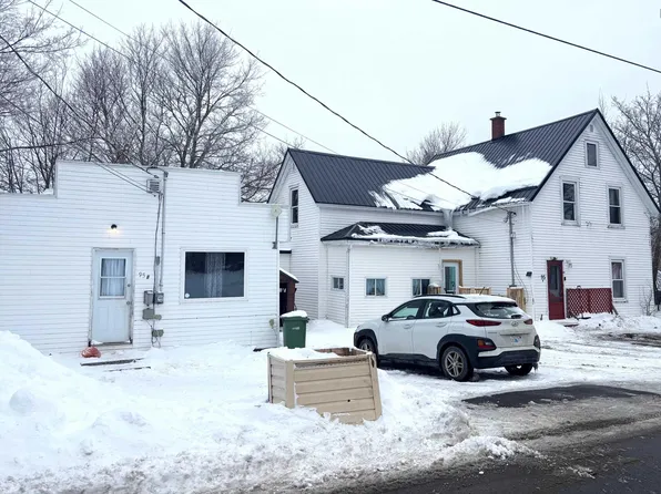 95 Church St, Springhill, NS B0M 1X0