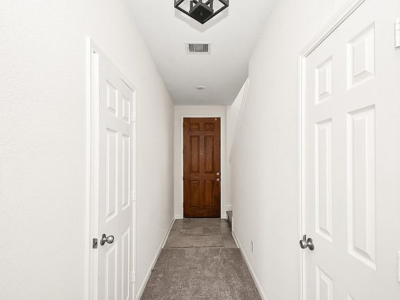 4th image of 5334 Rose Trellis St