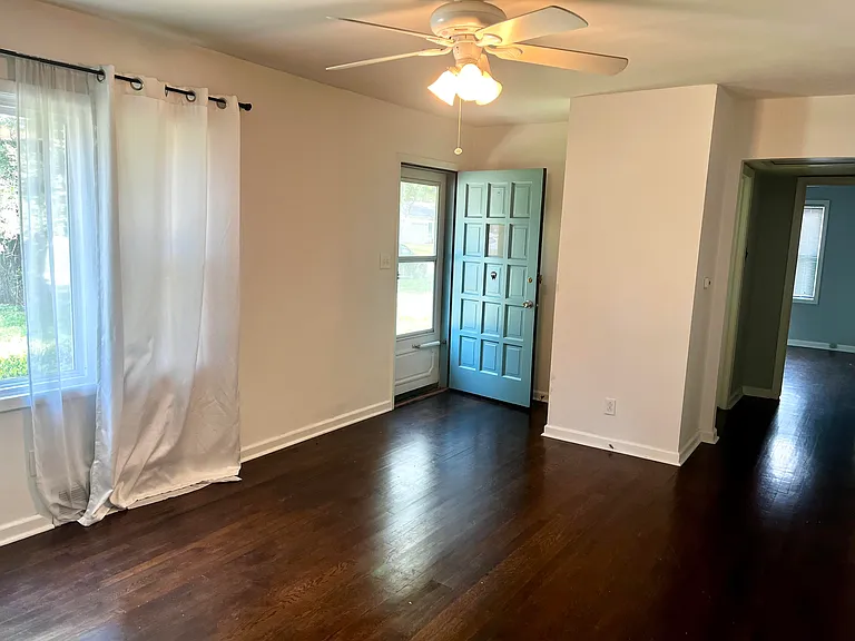 7216 Dearborn St — Photo 10