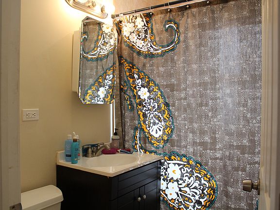 5th image of 3126 N Kimball Ave APT 2W