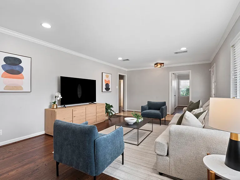 10615 Larchfield Ln — Photo 11