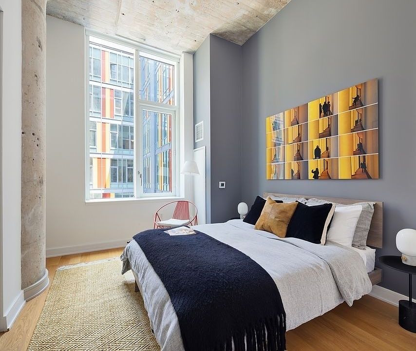 1st image of 4322 Queens St APT 2213
