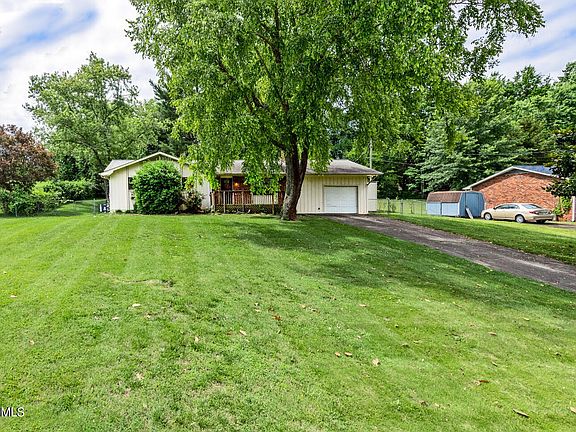 2nd image of 7223 Winchester Dr
