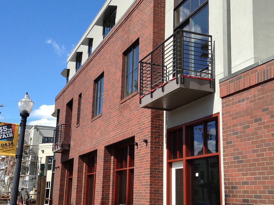 The Broadway Triangle - Loft Style Apartments