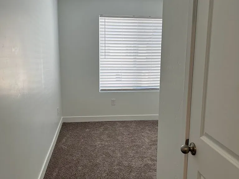519 May St — Photo 14