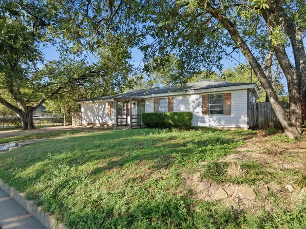 707 N Walnut St, Weatherford, TX 76086