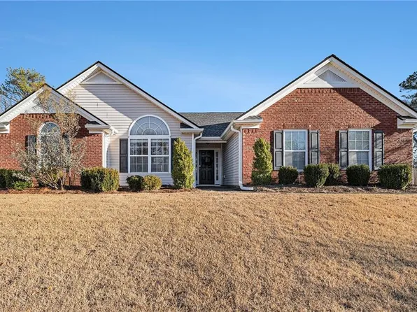 144 Kyles Cir, Hiram, GA 30141