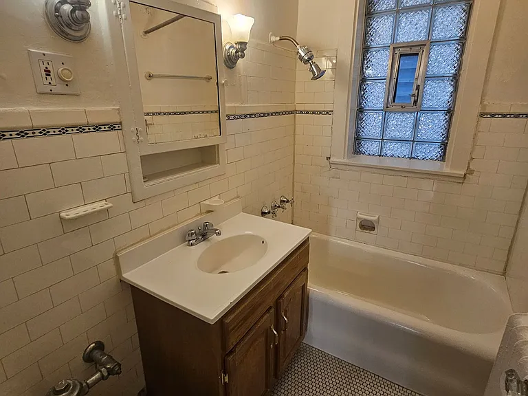 930-936 Judson Ave, Evanston — Photo 7