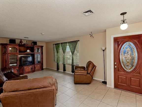 4th image of 3022 Appaloosa Dr