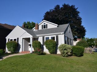 831 Kelly Ave, Joliet, IL 60435