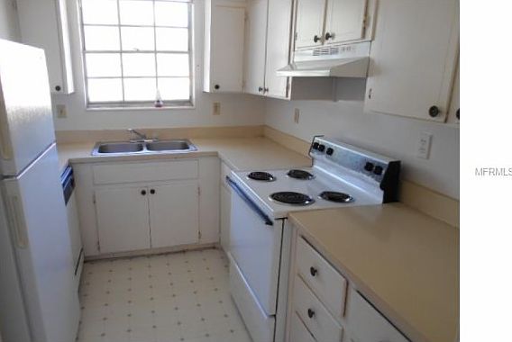 4th image of 5598 Granada Blvd APT 201