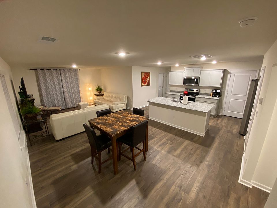 1st image of 3349 Harmony Ct NE
