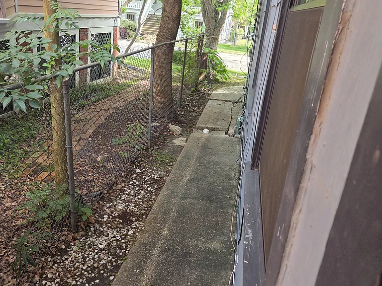 603 Teetshorn St #B — Photo 21