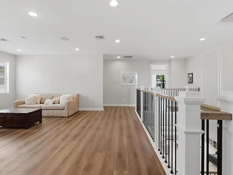 11415 Watercrest Cir E — Photo 32