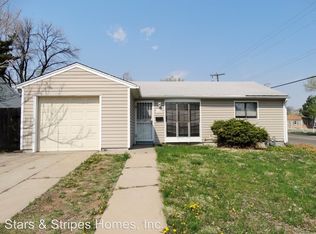 1093 Geneva St, Aurora, CO 80010