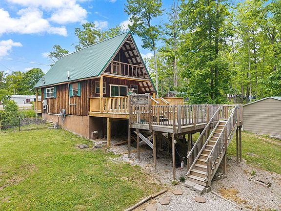 2nd image of 85 Jacks Dr