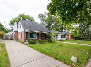 19172 Lexington, Redford, MI 48240