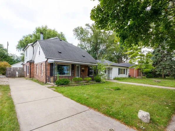 19172 Lexington, Redford, MI 48240