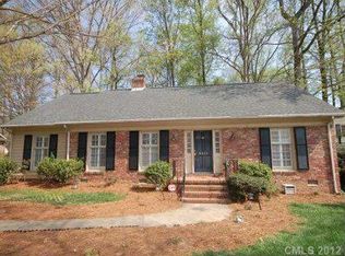 5913 Brace Rd, Charlotte, NC 28211
