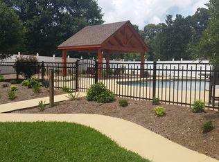 8877 Lwr Thomaston Rd, Lizella, GA 31052