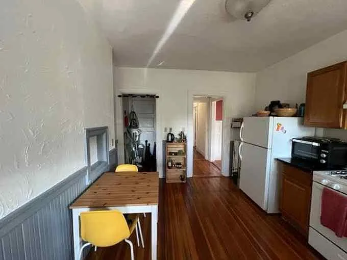 73 Dana St #6-R — Photo 3
