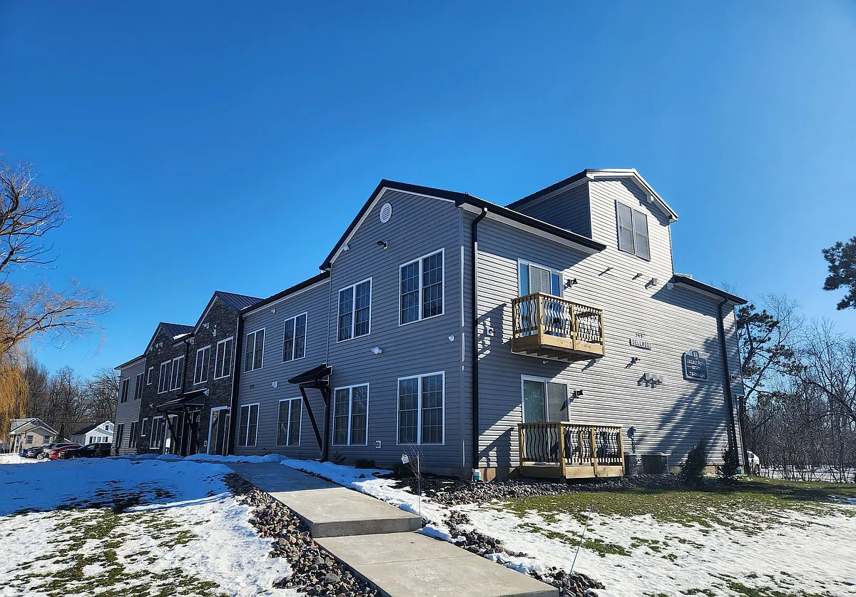 Building Photo - Madison Pointe Estates LLC