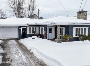 345 Front St, Grand Falls, NB E3Z 2S8