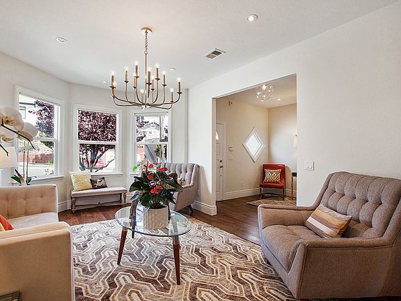 Living Room to foyer