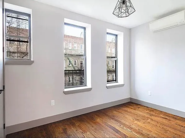 1715 Gates Avenue image 1 of 15