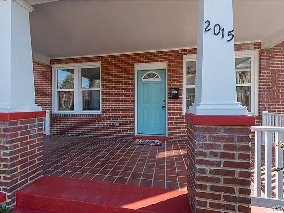 2nd image of 2015 Carlisle Ave