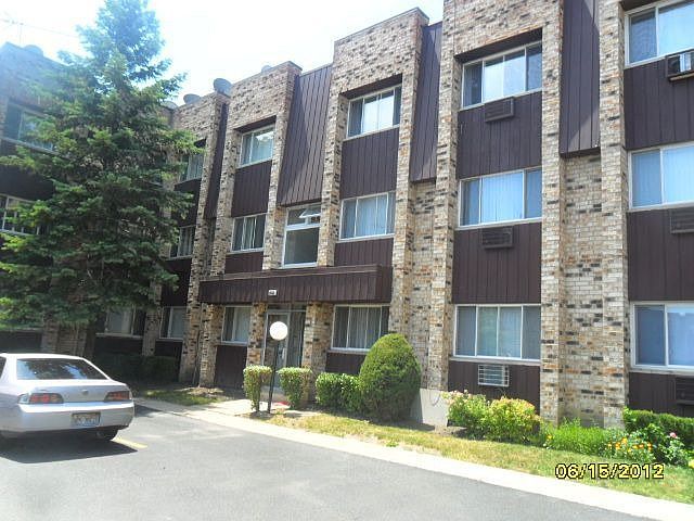 2nd image of 8665 W Foster Ave APT 2B