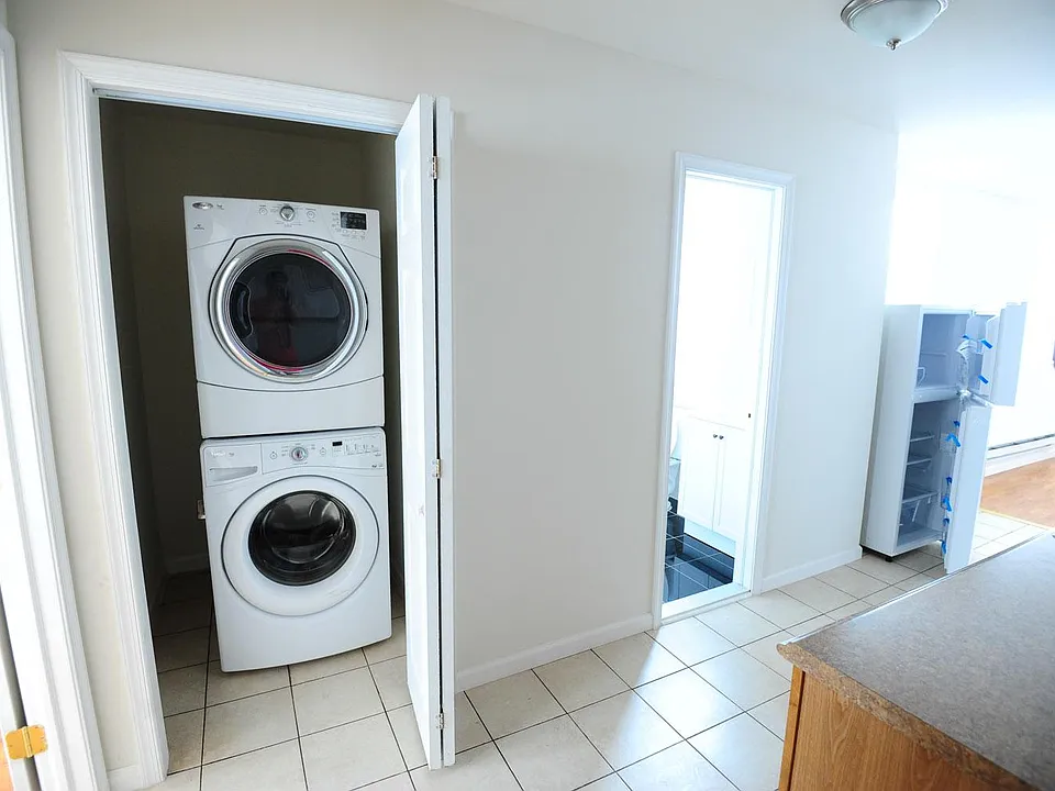 Private Laundry